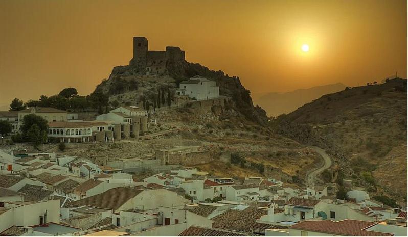 Luque Un Pueblo Con Encanto Exterior foto