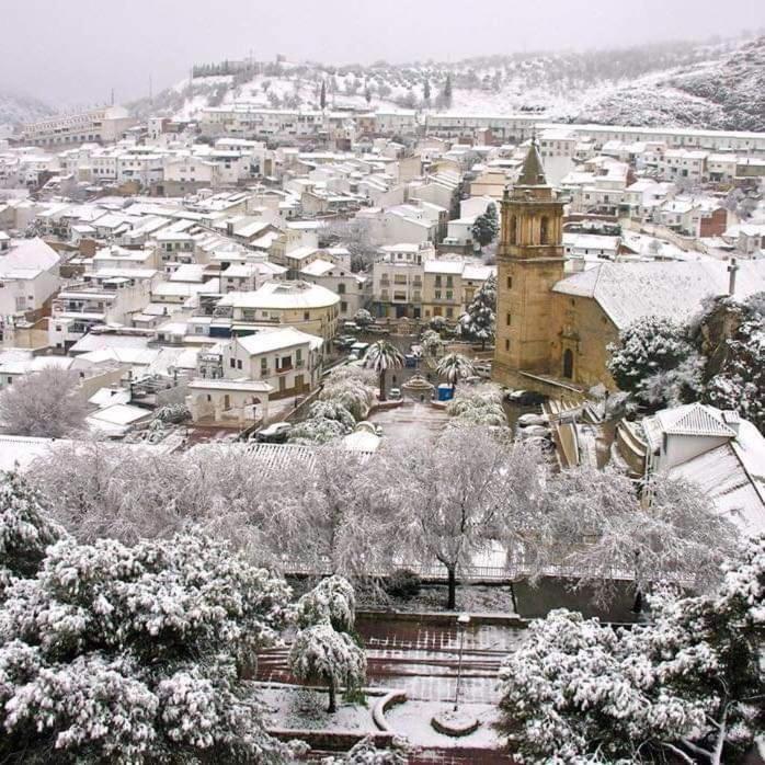 Luque Un Pueblo Con Encanto Exterior foto